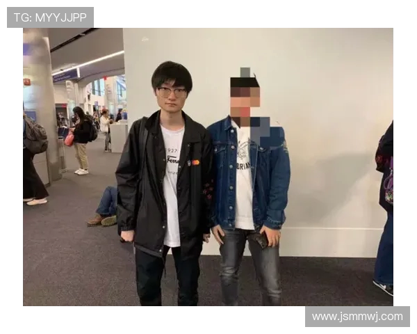 FPX在精英赛中的表现分析与状态评估探讨