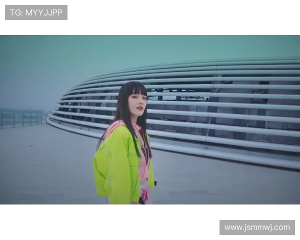 与刘娜畅谈她在英雄联盟中的辉煌历程与成长故事