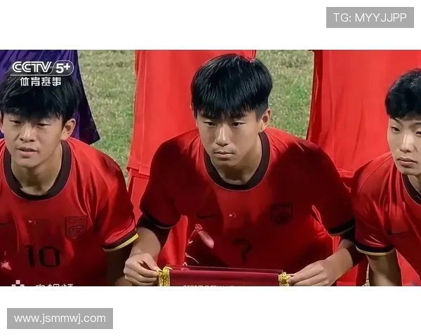 北京足球队个人能力引发热议球迷对球员表现的争论与期待 北京足球队个人能力引发热议球迷对球员表现的争论与期待