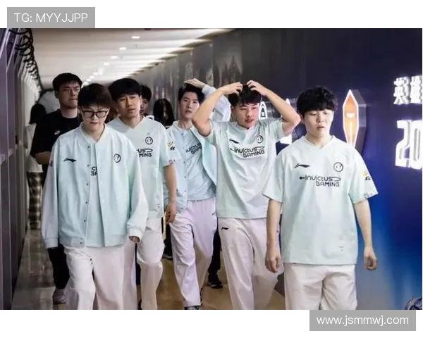 和平精英战术分析:深入探讨IG战队的游戏节奏与策略运用 和平精英战术分析:深入探讨IG战队的游戏节奏与策略运用