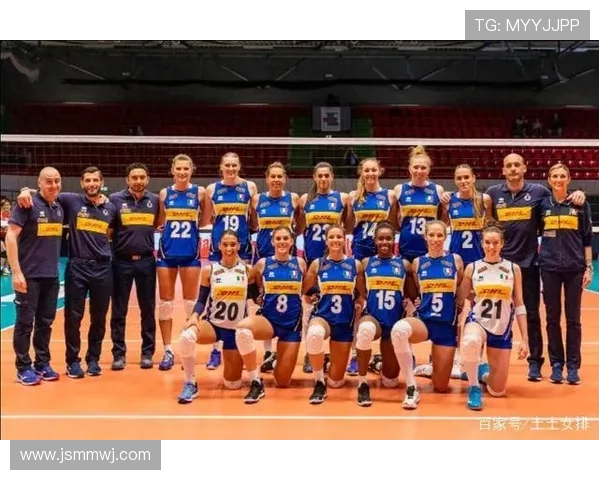 重庆排球队以94分领跑联赛积分榜展现强劲实力和夺冠希望